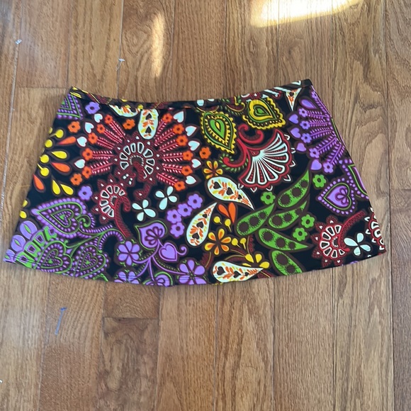 VICTORIA SECRET BOHO PRINT BIKINI BOTTOM WITH COVER UP IN SIZE MEDIUM - Picture 4 of 5